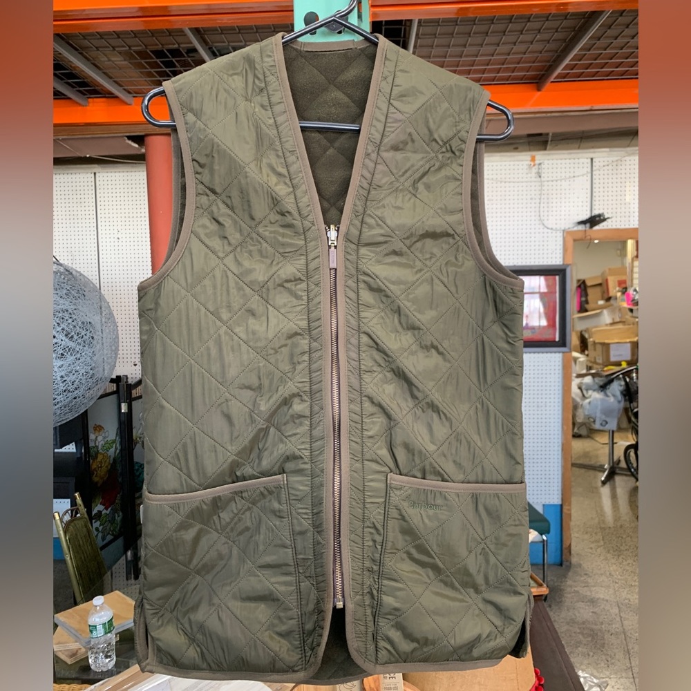 Barbour Men’s Reversible Quilted Vest